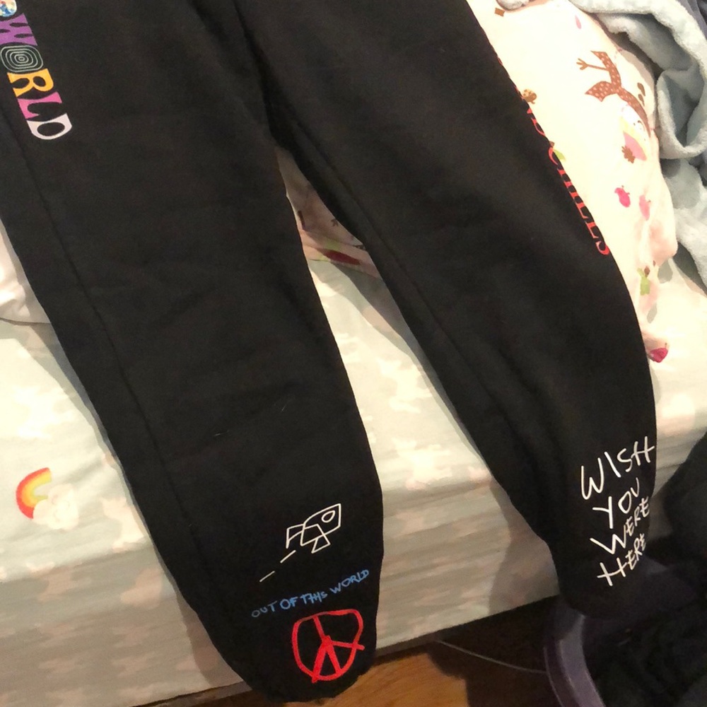 ASTROWORLD SWEATS